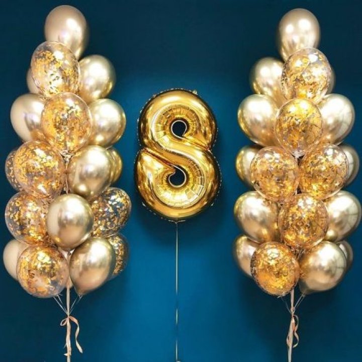 Цифра с фонтанами шаров  в Нижневартовске