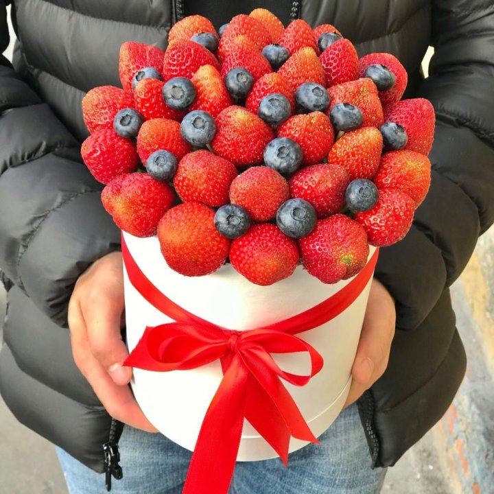 Клубничный бокс №3 в Нижневартовске