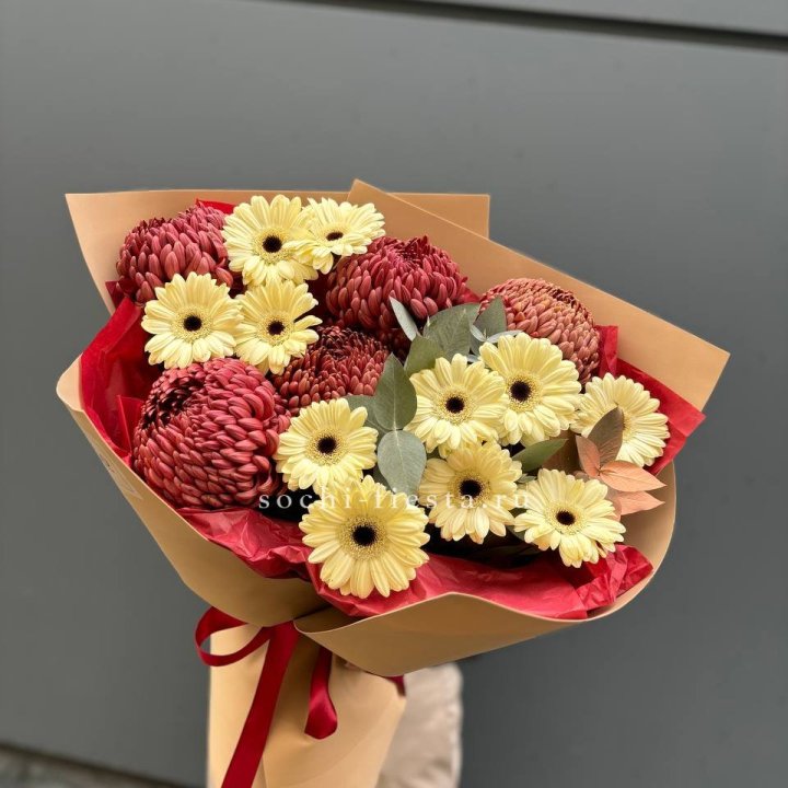 Букет гербер и хризантем Бигуди в Нижневартовске