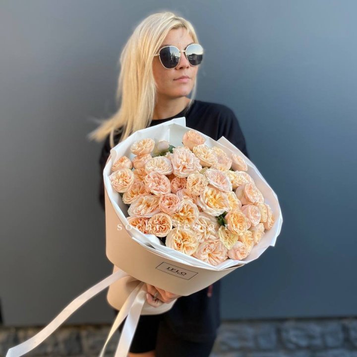 15 пионовидных роз №2 в Нижневартовске