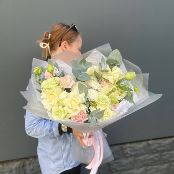  Букет  "Тонкая луна" в Нижневартовске