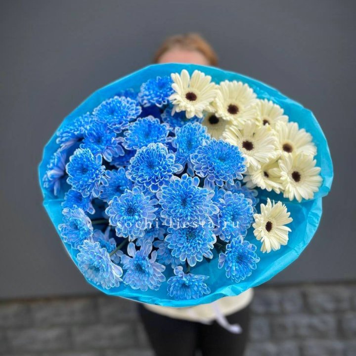 Букет хризантем и гербер в Нижневартовске