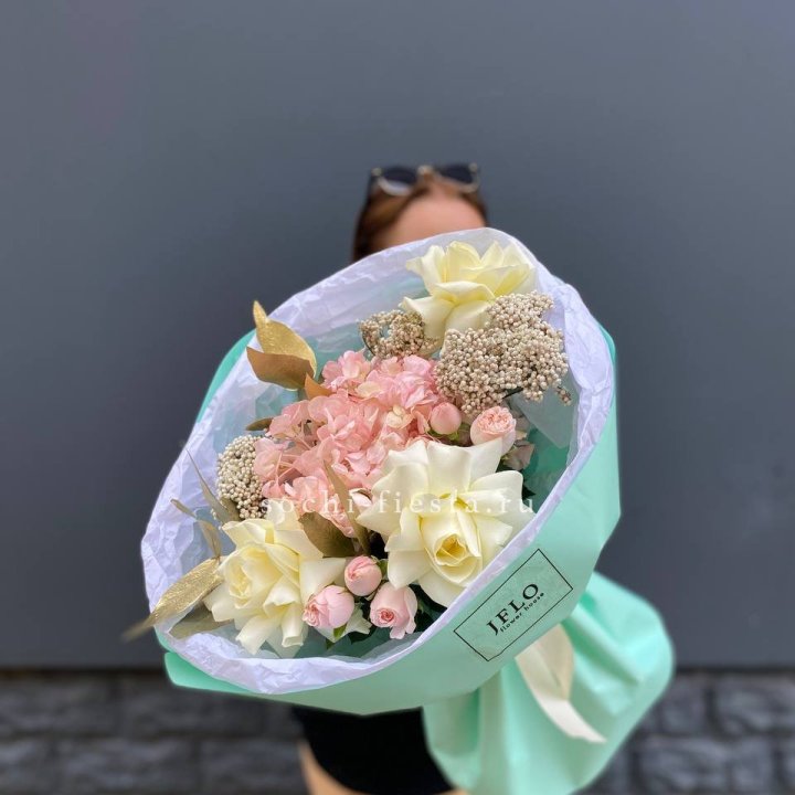 Букет "Белые ночи" в Нижневартовске