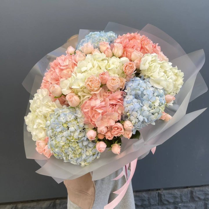 Дуо гортензии и бомбастик в Нижневартовске