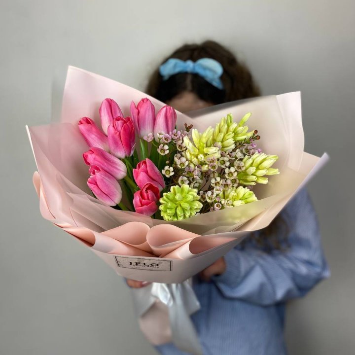  Дуо тюльпаны и гиацинты в Нижневартовске