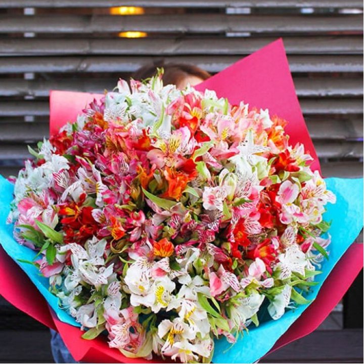 101 альстромерия в Нижневартовске