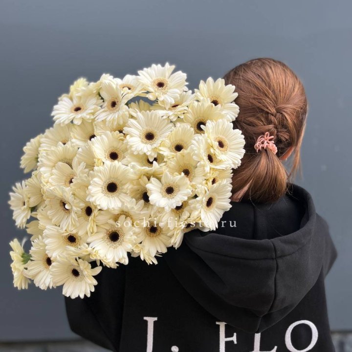 51 гербера в Нижневартовске