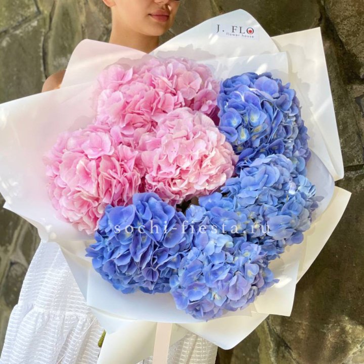 Букет гортензий №1 в Нижневартовске