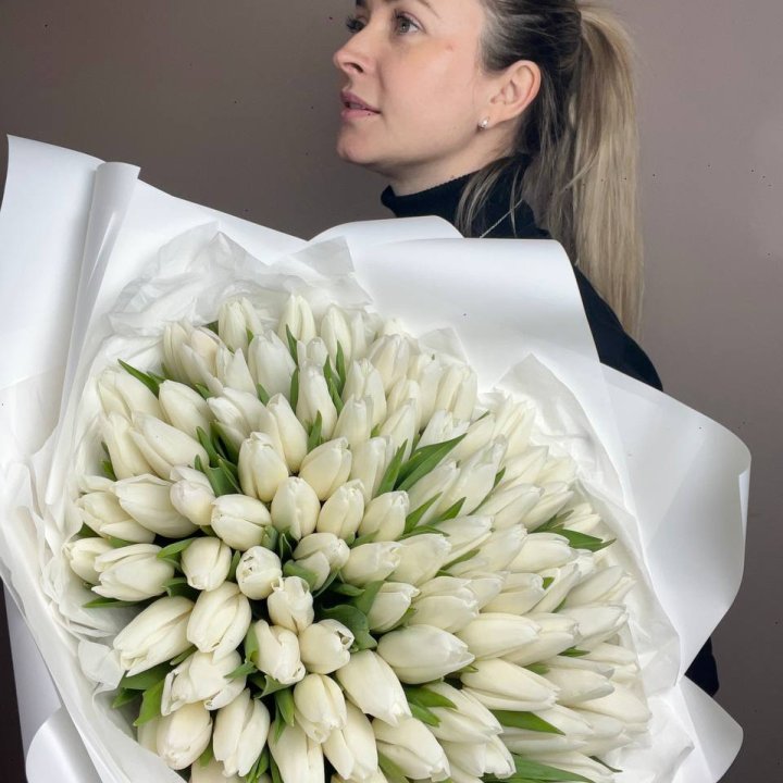 101 белый тюльпан №2 в Нижневартовске