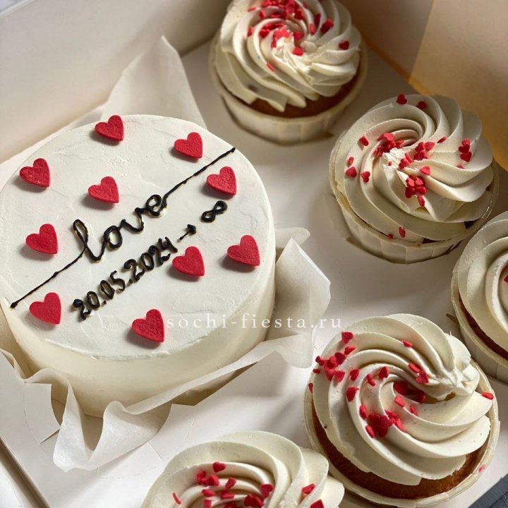 Капкейки и бенто-торт "Любимые" в Нижневартовске