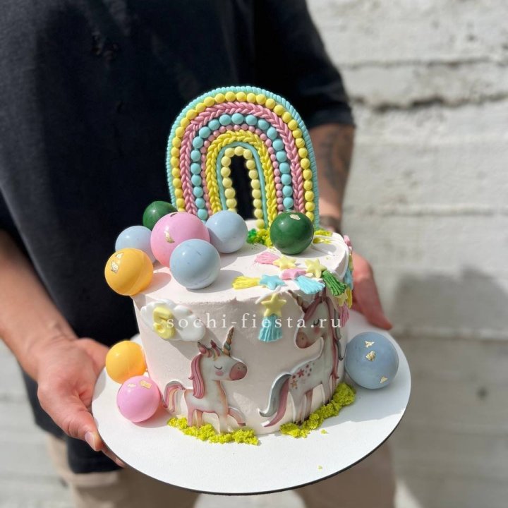 Торт "Радуга с единорогом" с доставкой в Нижневартовске