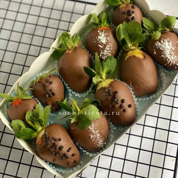 Клубника в шоколаде 10 ягод в Нижневартовске