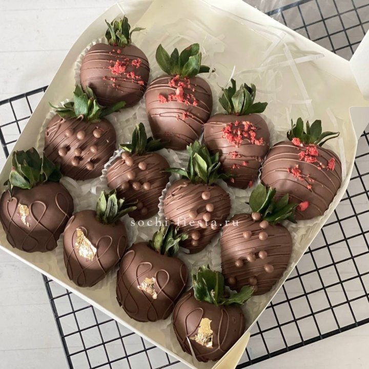 Клубника в шоколаде 12 ягод в Нижневартовске
