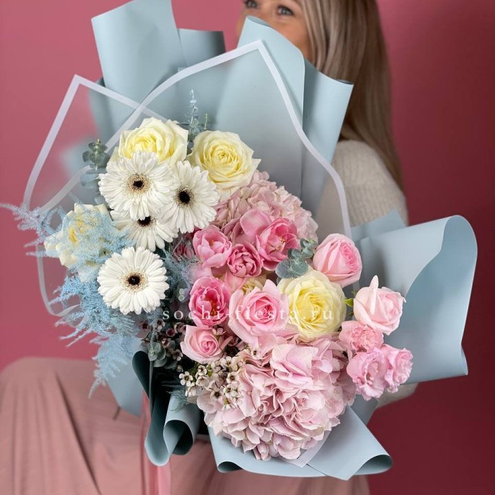 Дизайнерский букет "Адель" в Нижневартовске