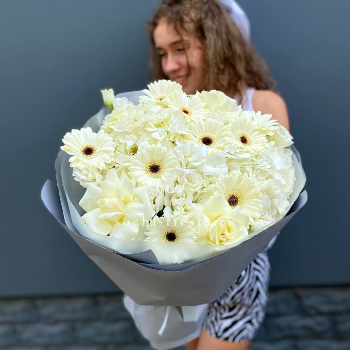  Букет "Вайт люксур" в Нижневартовске