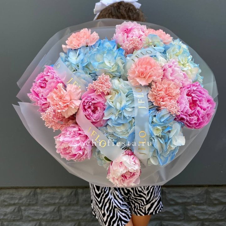  Букет "Инфинити" в Нижневартовске