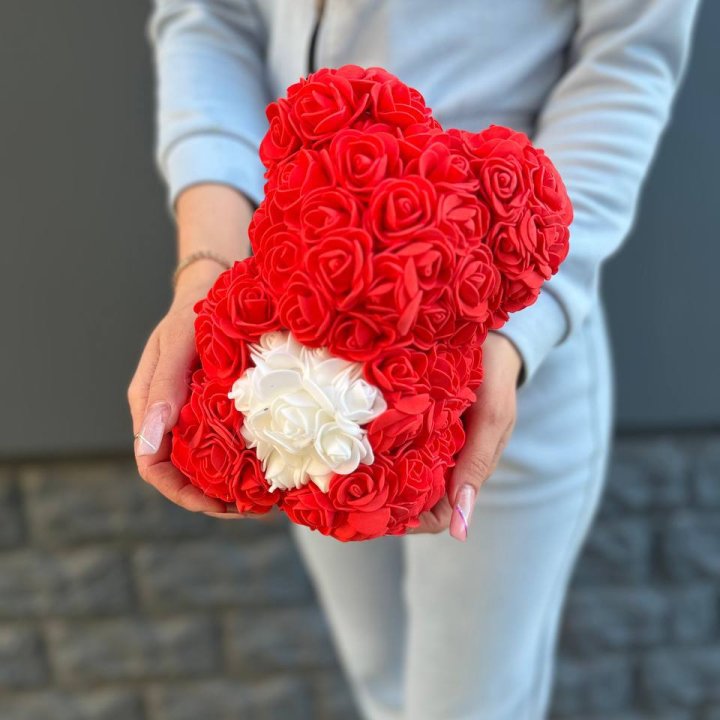 Медведь с белым сердцем в Нижневартовске