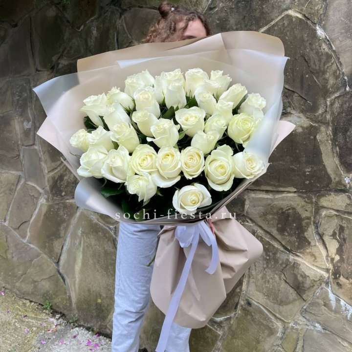 35 голландских роз в Нижневартовске