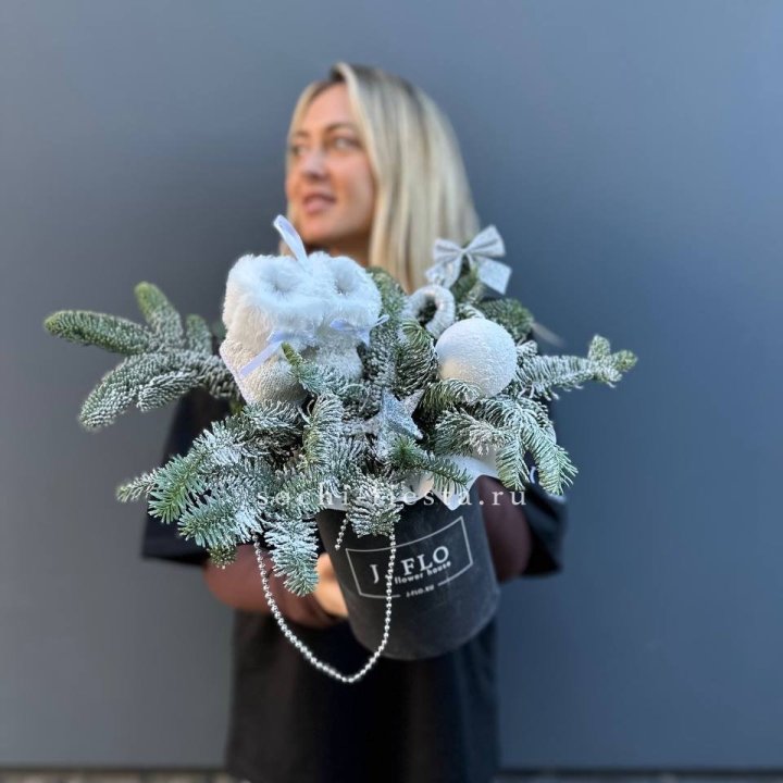 Новогодний бокс "Ботс вайт" в Нижневартовске