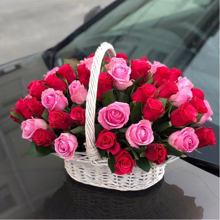 Корзина с розами  в Нижневартовске