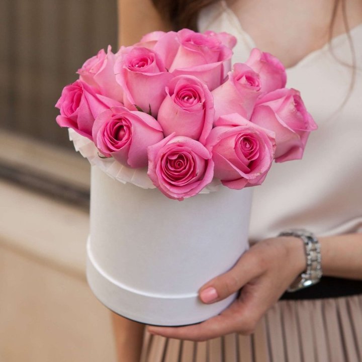 15 роз в боксе Кэтрин в Нижневартовске