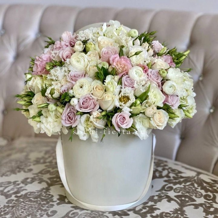 Цветочный бокс "Ловинг" в Нижневартовске