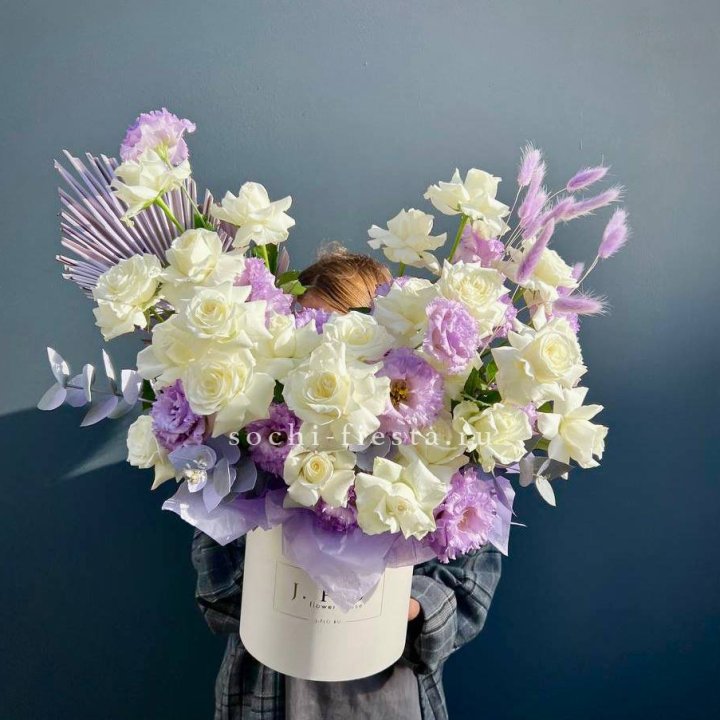 Цветочный бокс "Изабель" в Нижневартовске