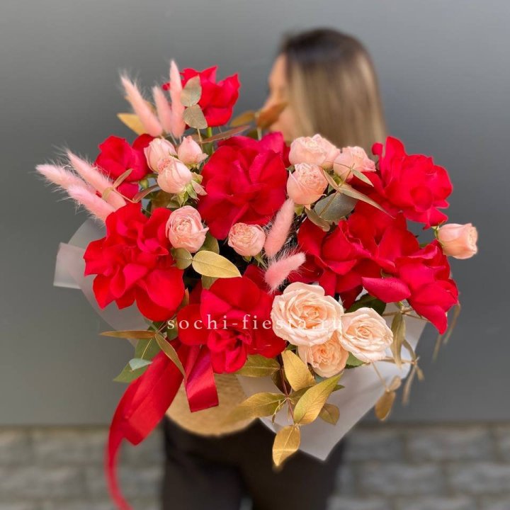 Джутовое кашпо "Любовь Лолиты" в Нижневартовске