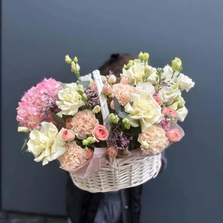 Цветочная корзина "Софтнес" в Нижневартовске