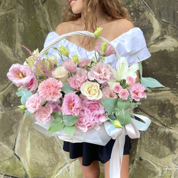 Авторская корзина "Миа" в Нижневартовске