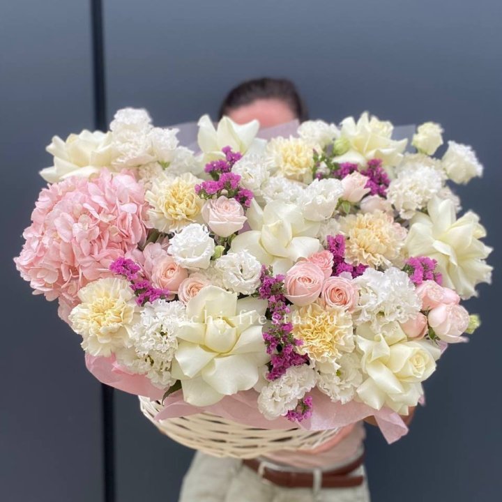 Корзина "Воздушная нежность" в Нижневартовске