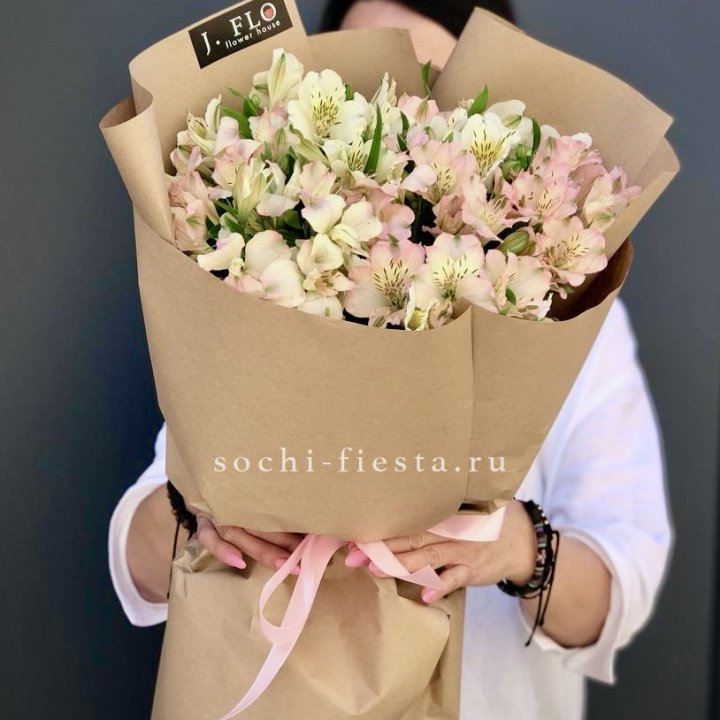 17  альстромерий в крафте в Нижневартовске