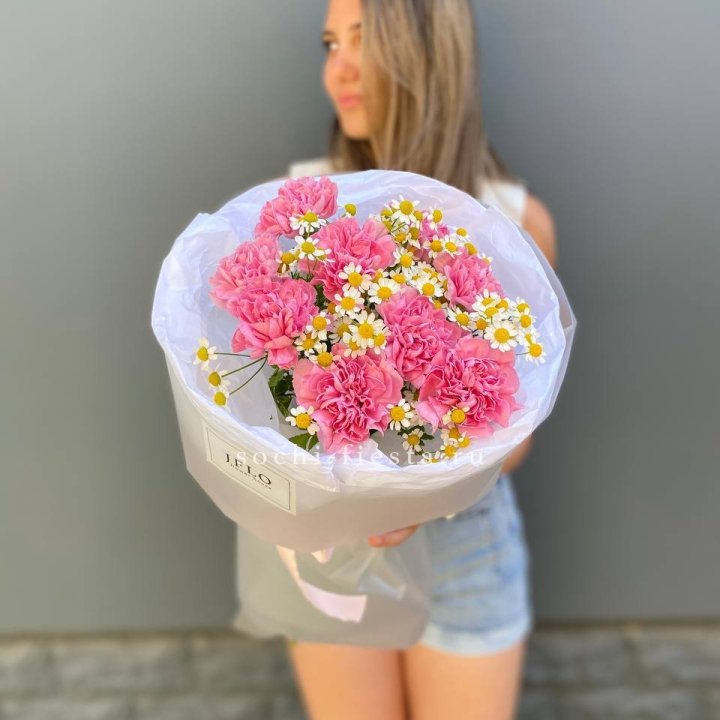 Дуобукет диантусов и ромашек в Нижневартовске