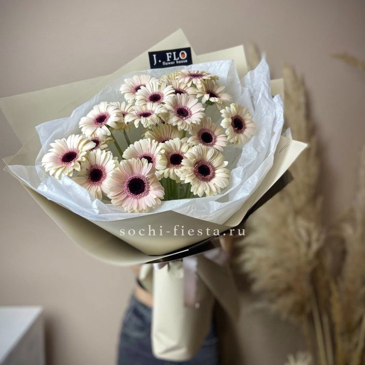 Букет голландских гербер "Свит" в Нижневартовске