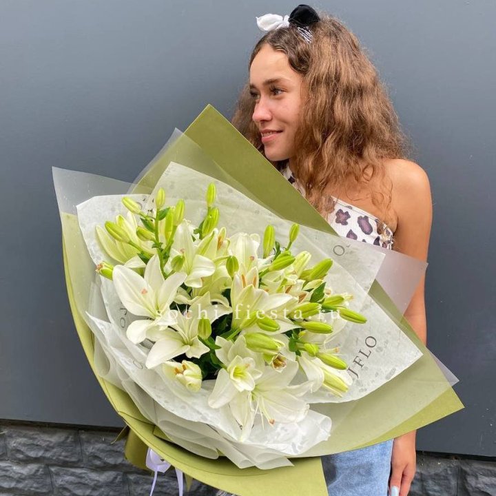 Букет  лилий "Изумруд" в Нижневартовске