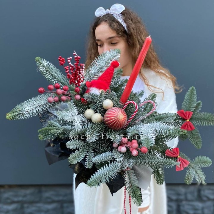 Композиция в бокале красная в Нижневартовске