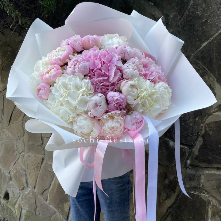 Букет "Пионы и Гортензии" в Нижневартовске