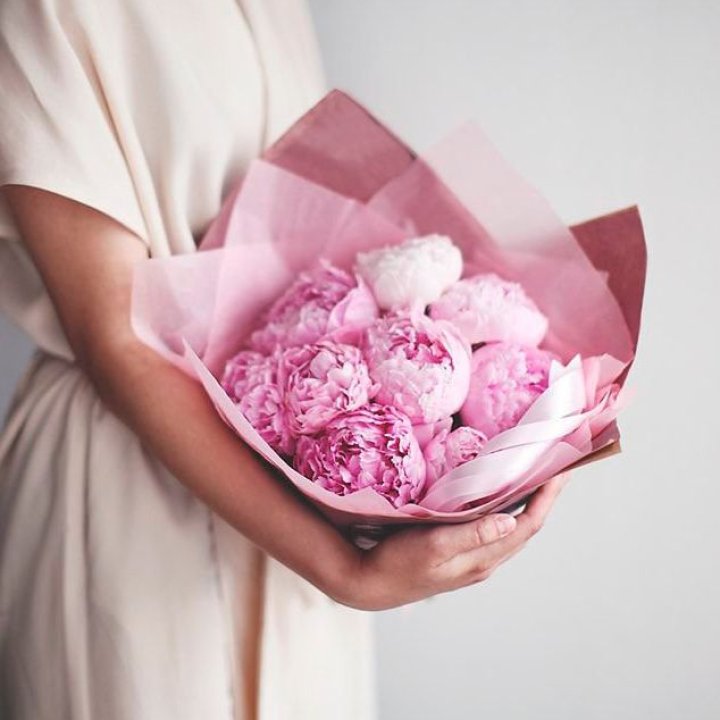 9 зефирных пионов в Нижневартовске