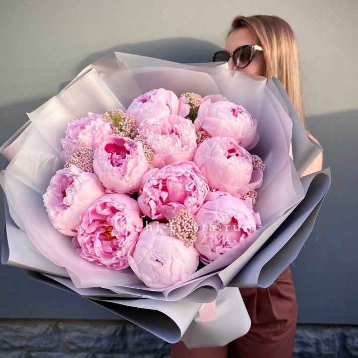Букет с пионами "Стайл" в Нижневартовске