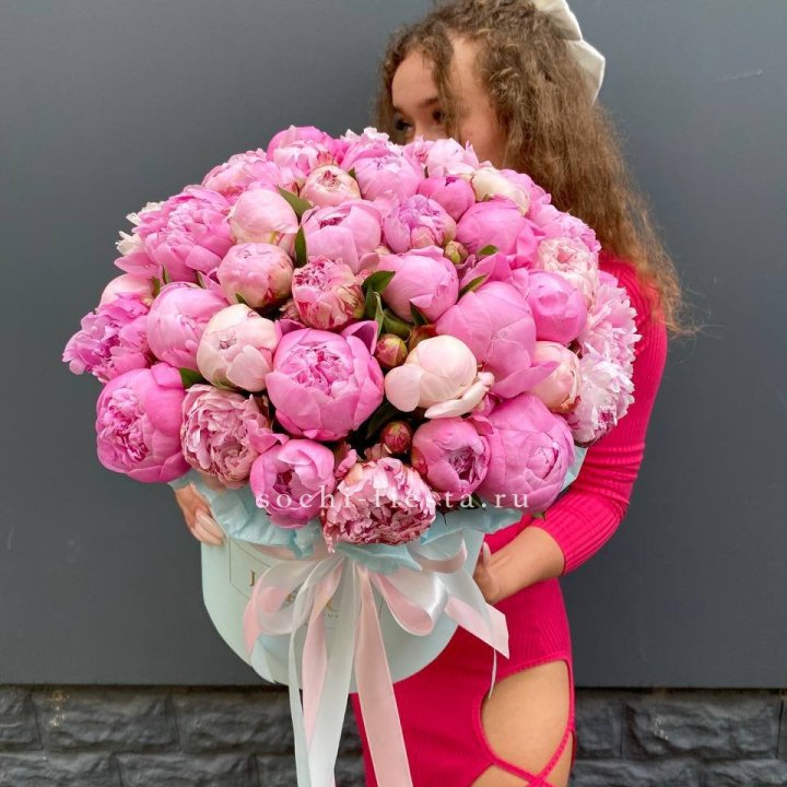 51 пион в цилиндре в Нижневартовске