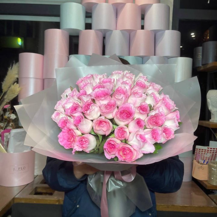  51 розовых роз в Нижневартовске