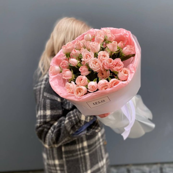 11 роз бомбастик в Нижневартовске