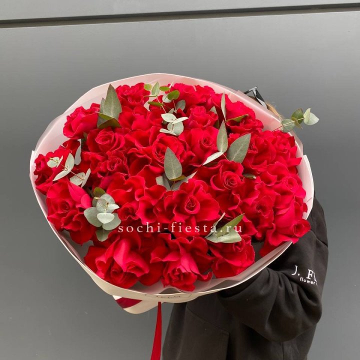 23 Красных французских роз в Нижневартовске