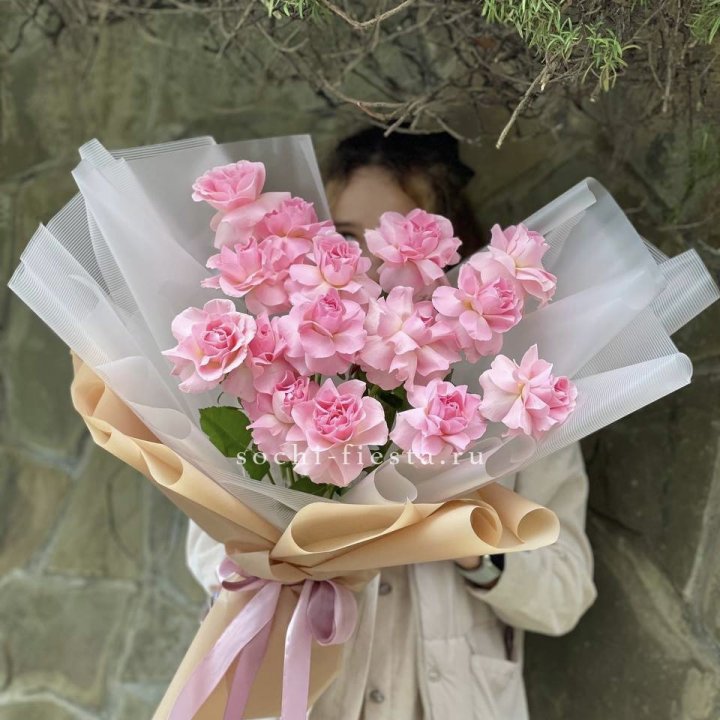 Букет из 15 французских роз Пинк дрим в Нижневартовске
