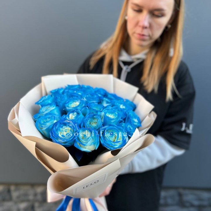 Букет синих роз блю логан в Нижневартовске