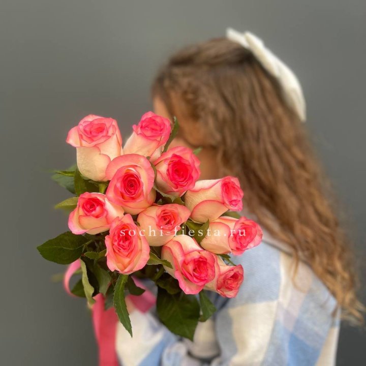 11 роз "Джумилия" в Нижневартовске