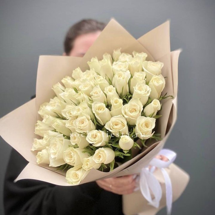 51 белая кенийская роза  в Нижневартовске