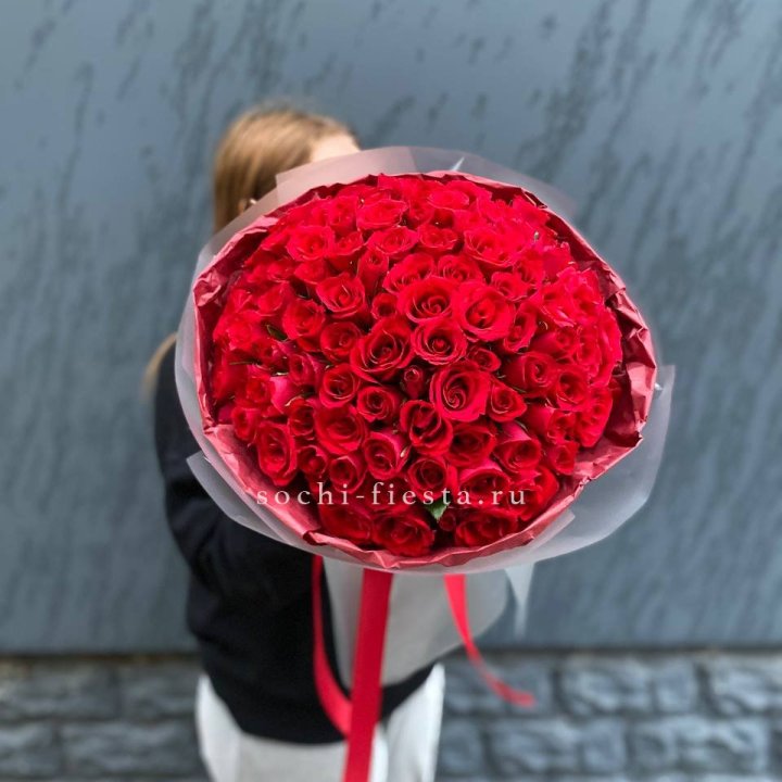101  красная кенийская роза  с доставкой в Нижневартовске