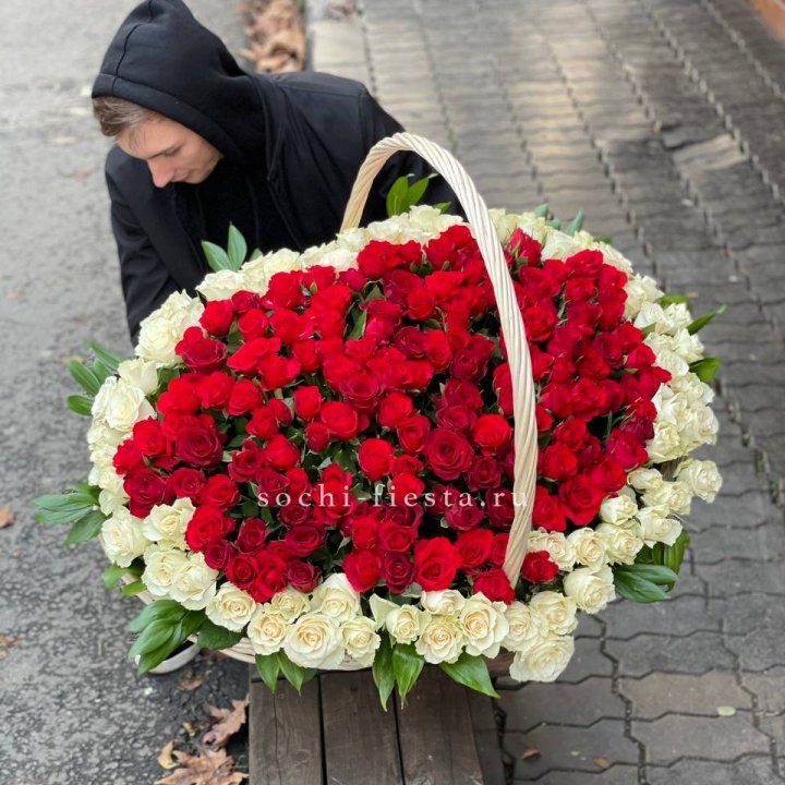 201  роза в корзине   в Нижневартовске