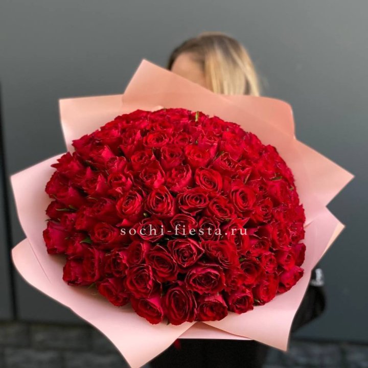 101 роза мадам ред в Нижневартовске